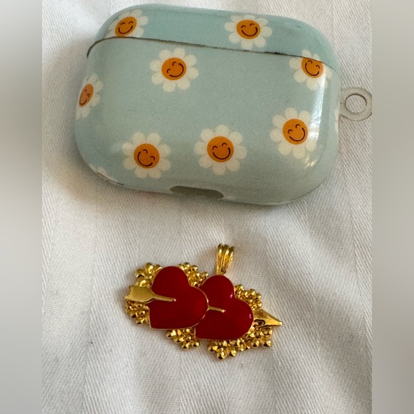 1995 B6 Gold and Red Heart Pendant - Picture 6 of 6